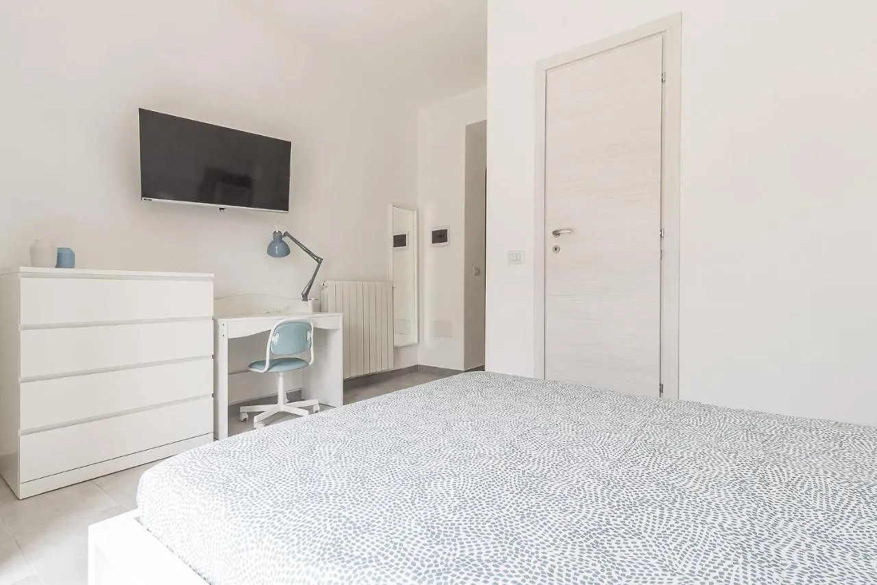 Halloggio Sassari Economy 4P No Elevator Hotel
