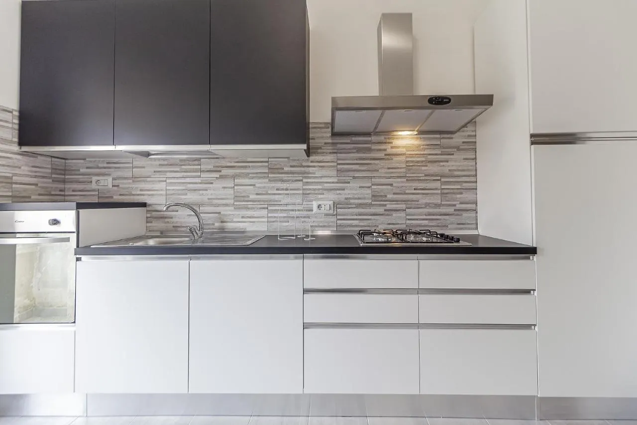 Halloggio Sassari Economy 4P No Elevator Hotel Guest house