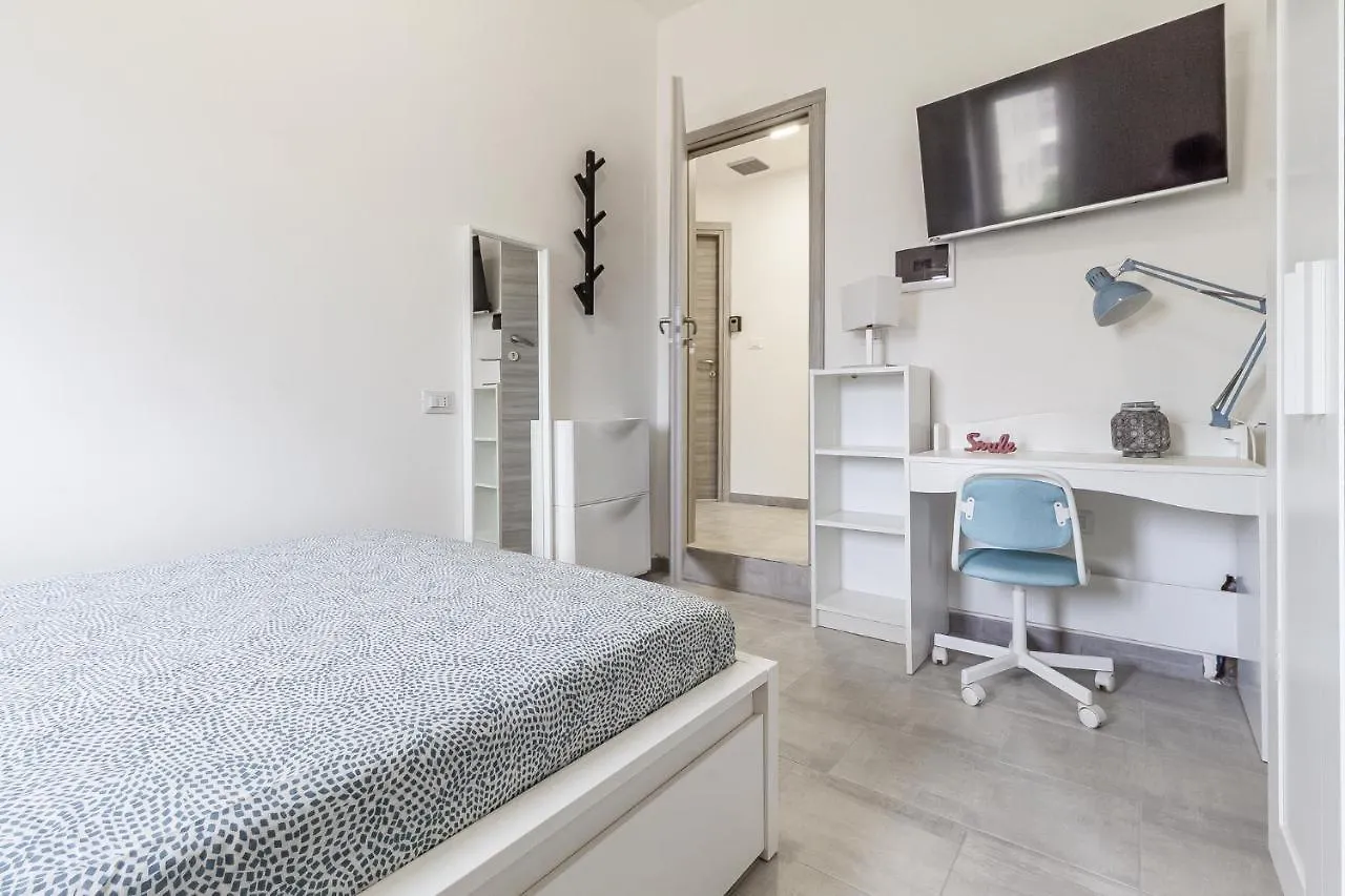 Halloggio Sassari Economy 4P No Elevator Hotel Guest house