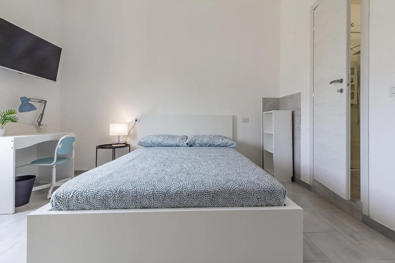 Halloggio Sassari Economy 4P No Elevator Hotel 0*,