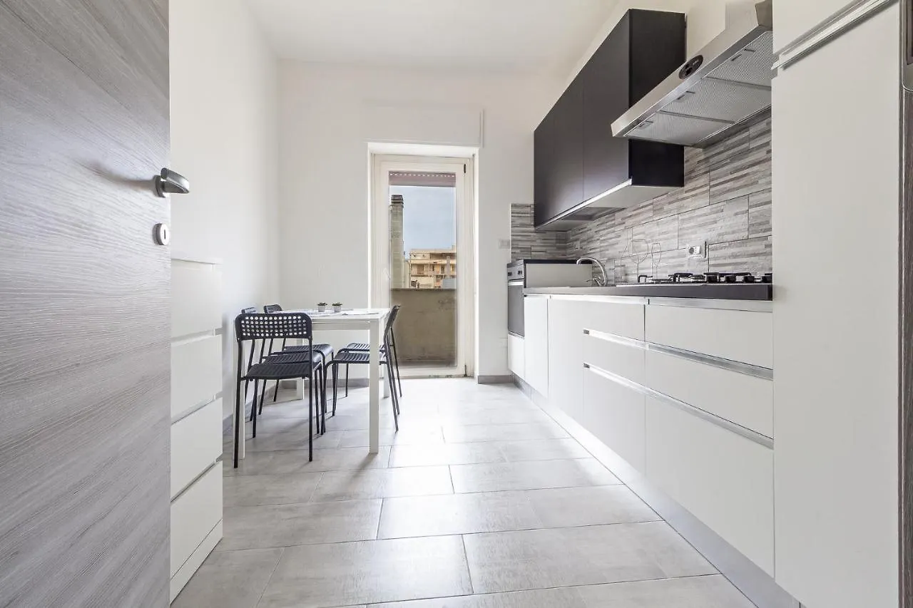Guest house Halloggio Sassari Economy 4P No Elevator Hotel